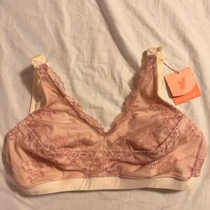 Pumping and Nursing Bra- hands free Ruby bra from the Dairy Fairy